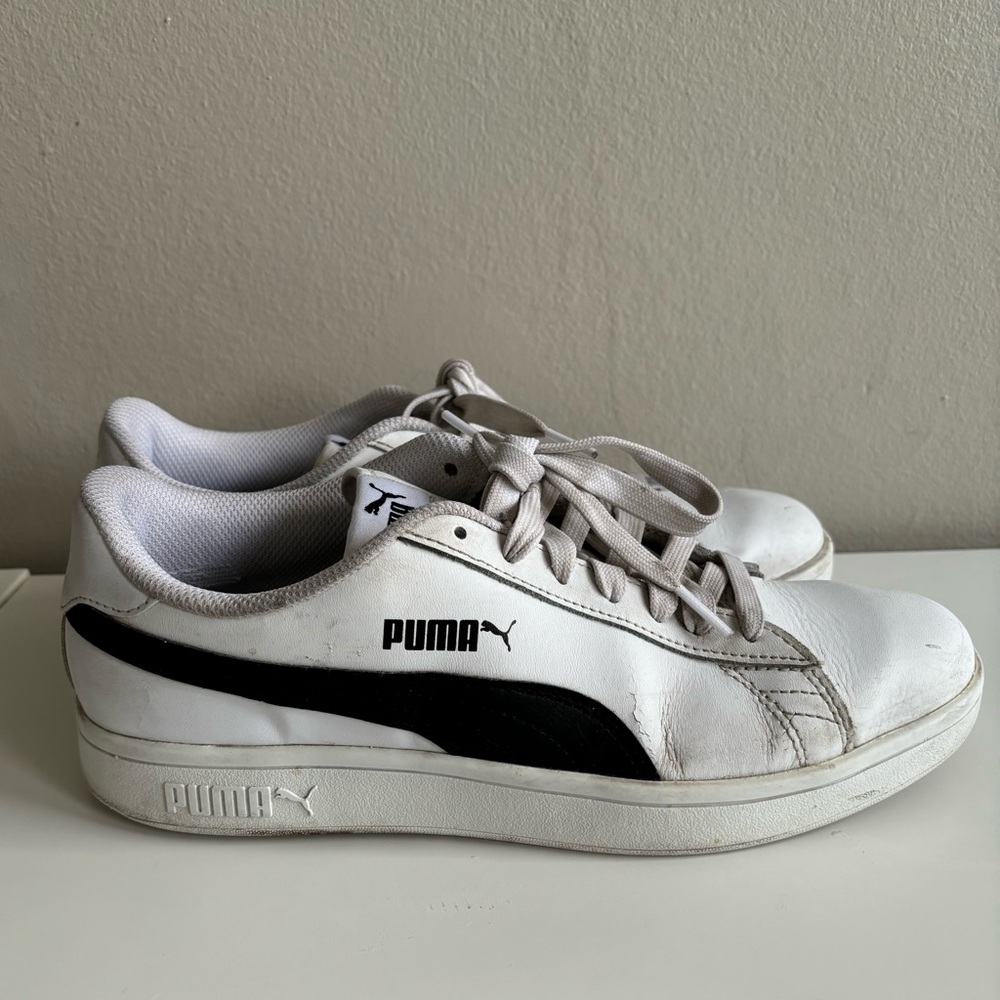 Puma Smash v2 Sneakers